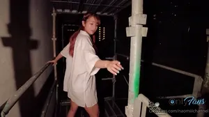 온리팬스-늦은 시간 공사장에서 짜릿한 야외 질싸섹스, naomiiichannel - 국산야동 인기 한국야동